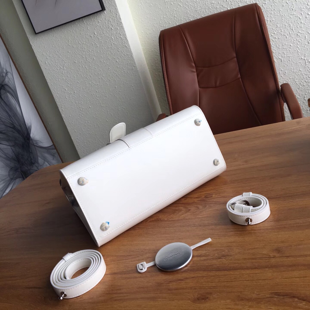 델보 브리앙 박스 GM 백 화이트